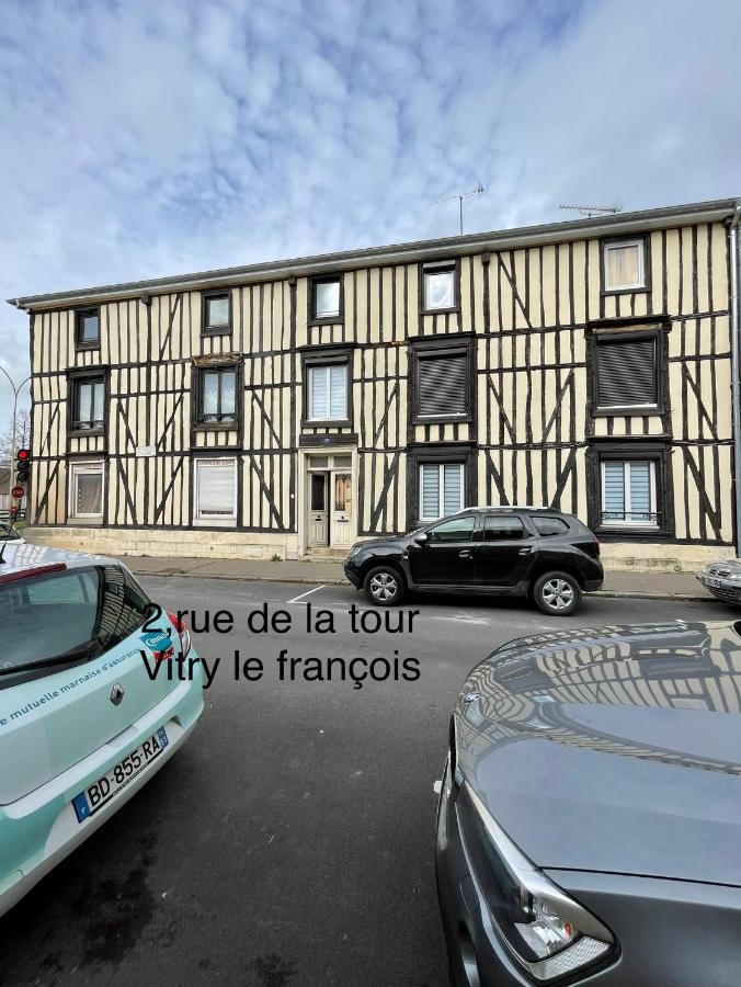Apartamento Chez Pierre Vitry-le-François Exterior foto